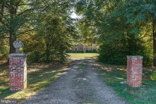 a view of a outdoor space