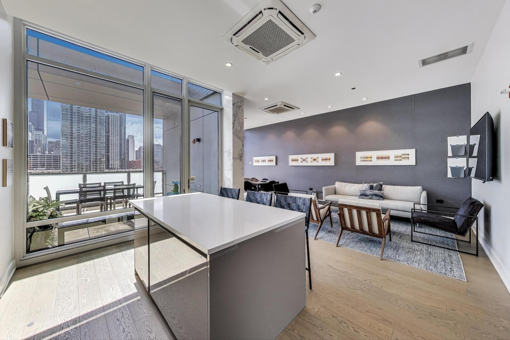 360 West Erie Street, Unit 7D Chicago, IL 60654 - Photo 34 of 39