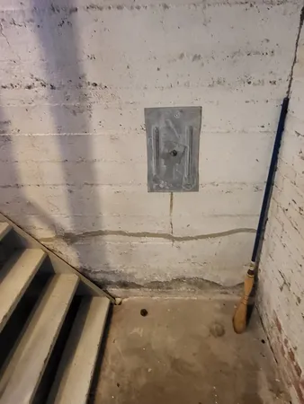 $179,900 | 735 East Marlin Street, McPherson, KS 67460