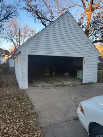 $179,900 | 735 East Marlin Street, McPherson, KS 67460