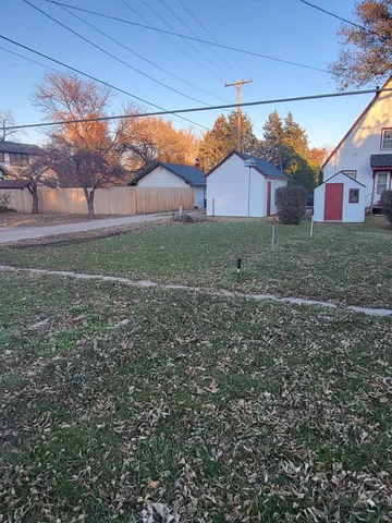 $179,900 | 735 East Marlin Street, McPherson, KS 67460