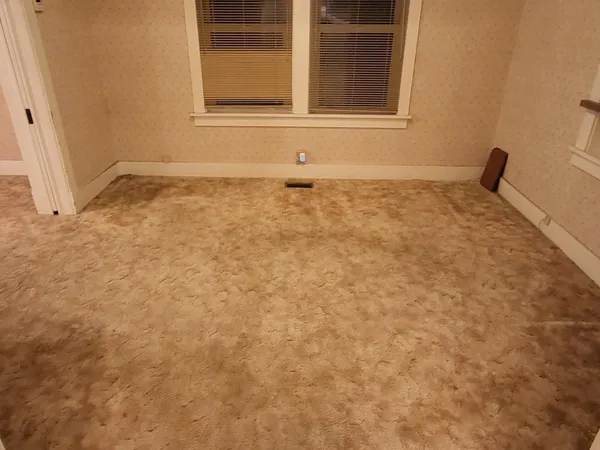 $179,900 | 735 East Marlin Street, McPherson, KS 67460