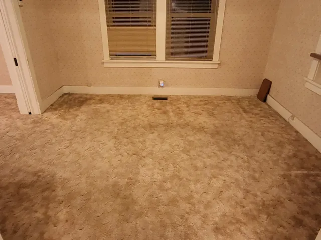 $179,900 | 735 East Marlin Street, McPherson, KS 67460