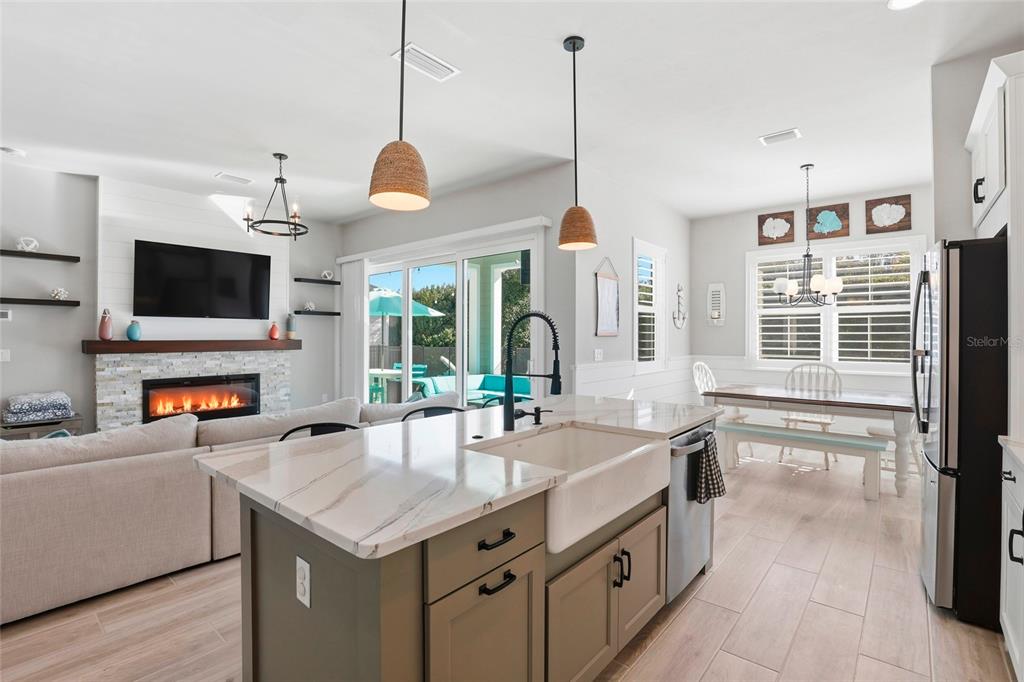 11975 Southwest 32nd Lane Gainesville, FL 32608 - Photo 13 of 52