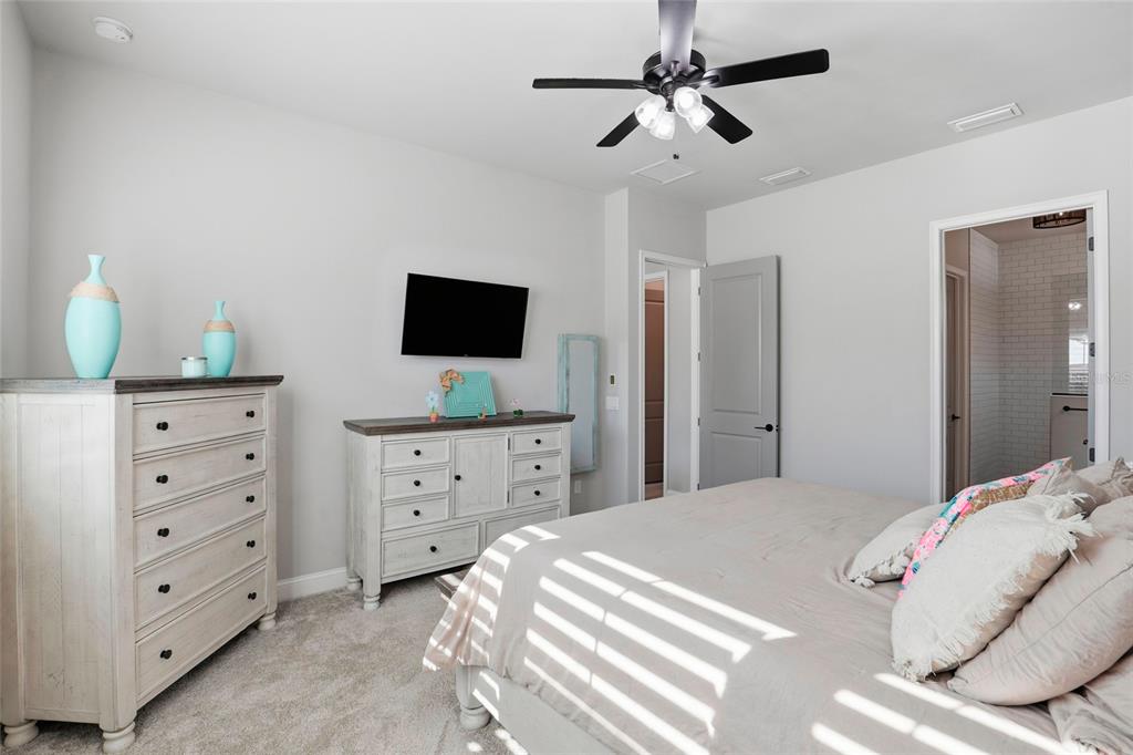 11975 Southwest 32nd Lane Gainesville, FL 32608 - Photo 20 of 52