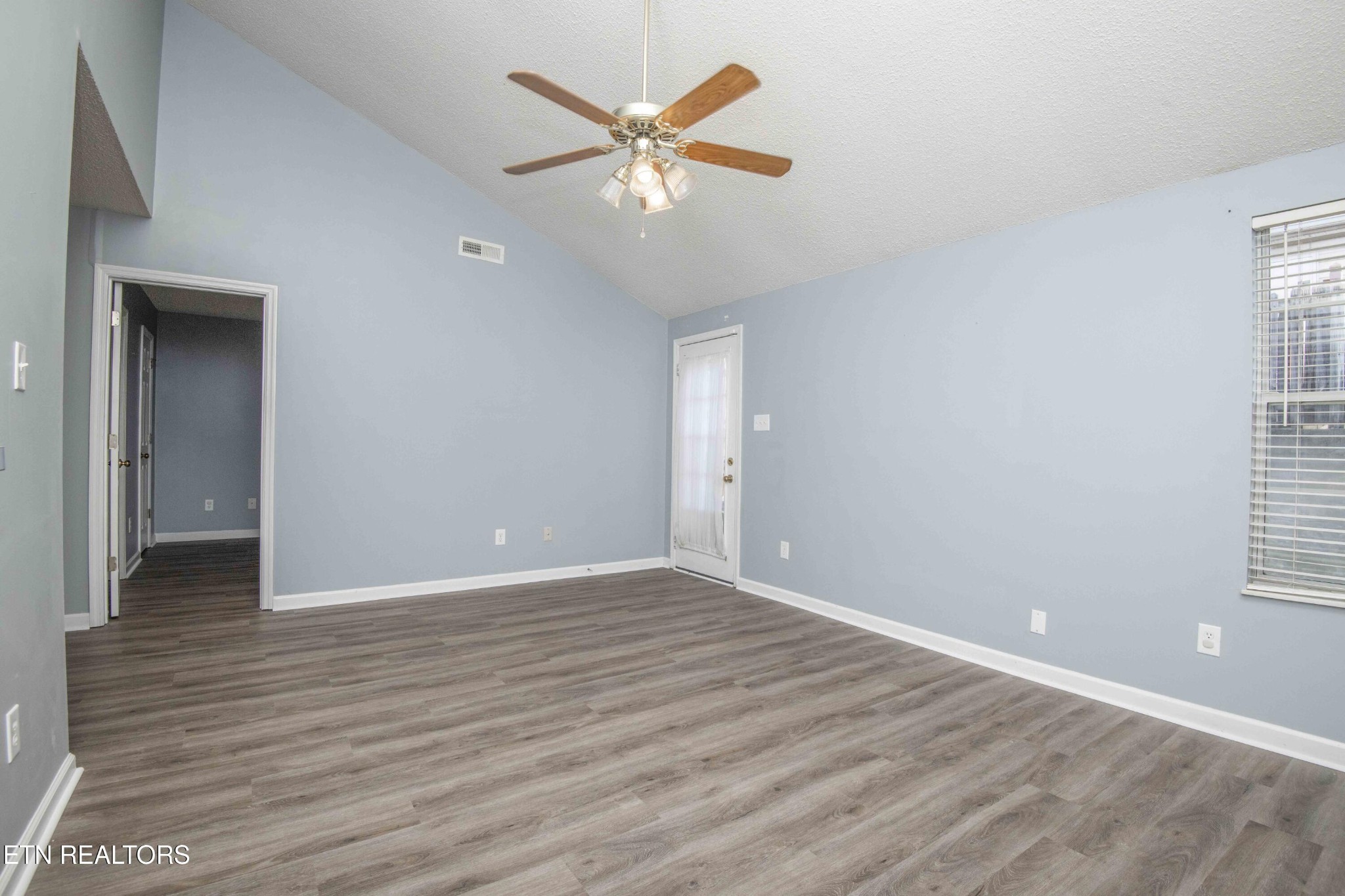 7920 Cavanaugh Way Powell, TN 37849 - Photo 15 of 31 Gallery Image 15