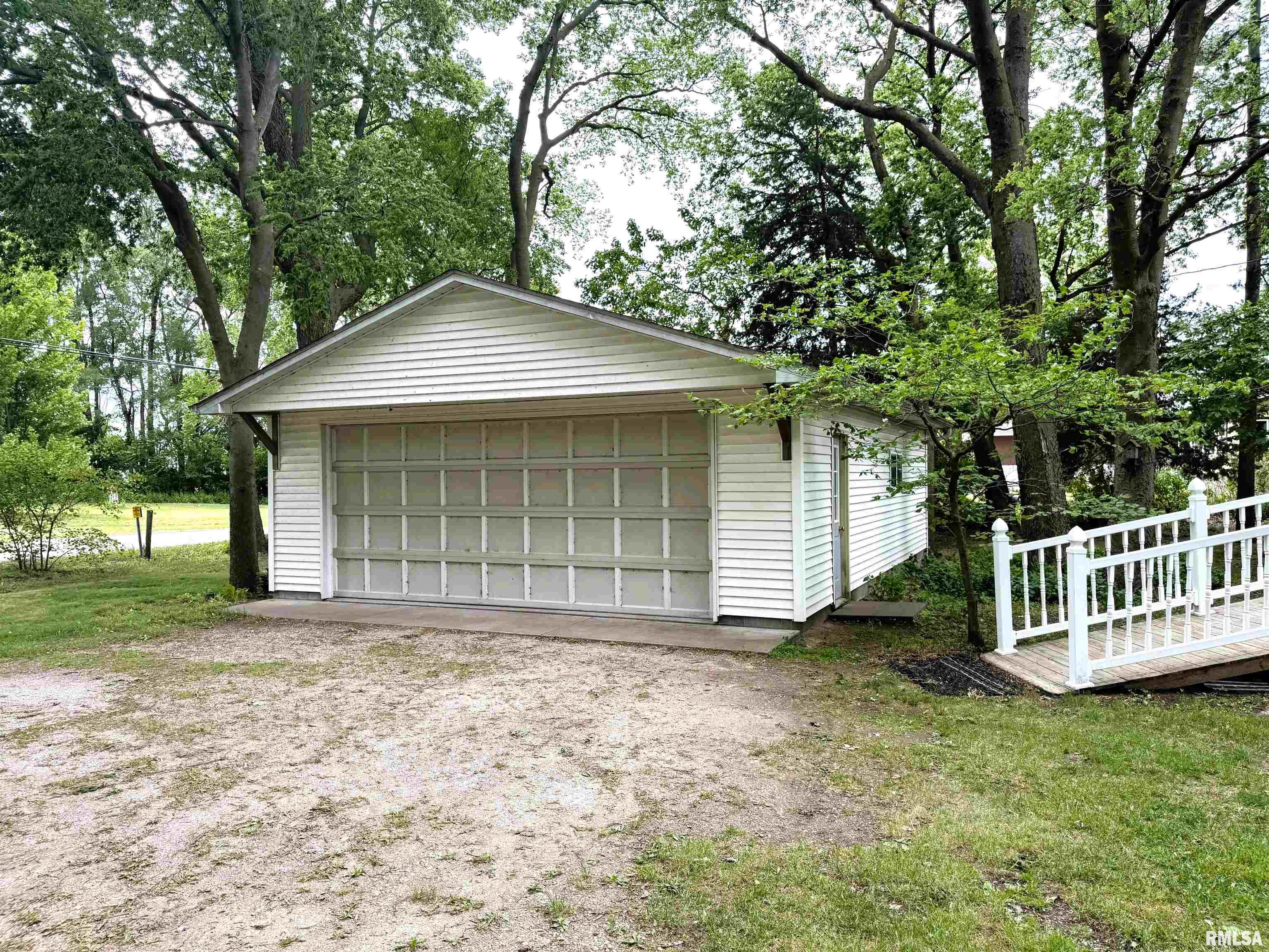 18382 Quiver Beach Road Havana, IL 62644 - Photo 9 of 34 Gallery Image 9