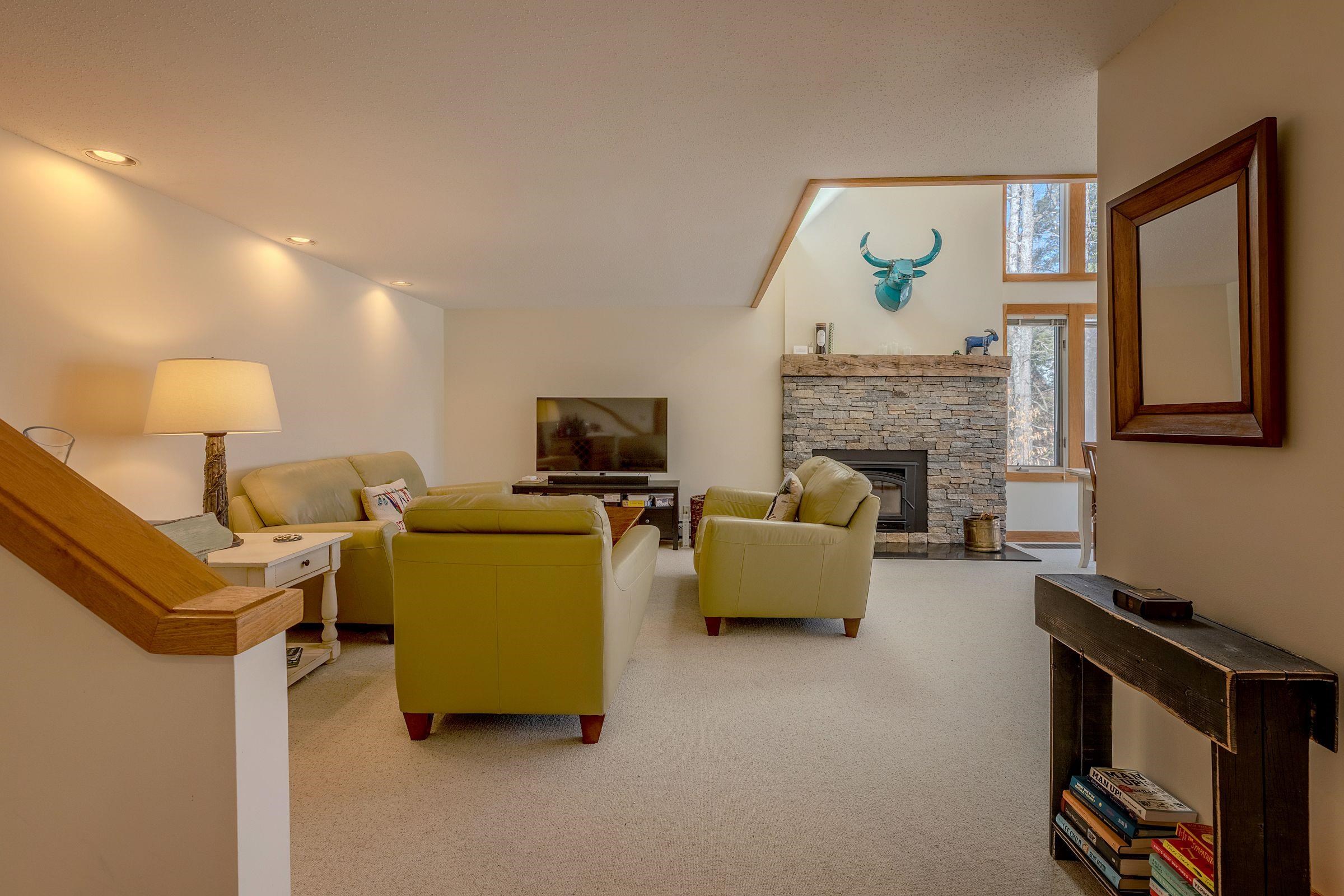39 Pond View Road, Unit 39 Winhall, VT 05340 - Photo 5 of 33