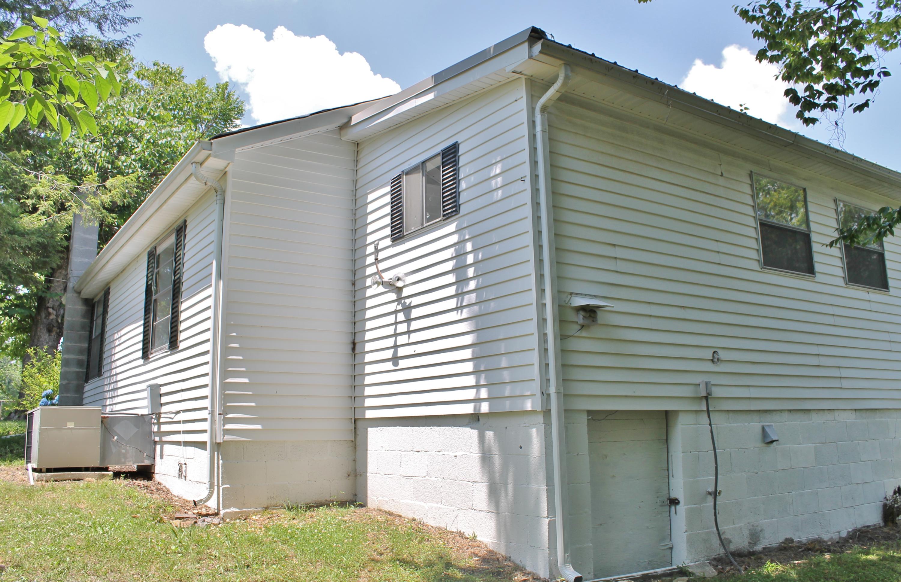 6634 Ridgeview Road Knoxville, TN 37918 - Photo 5 of 17 IMG_2501