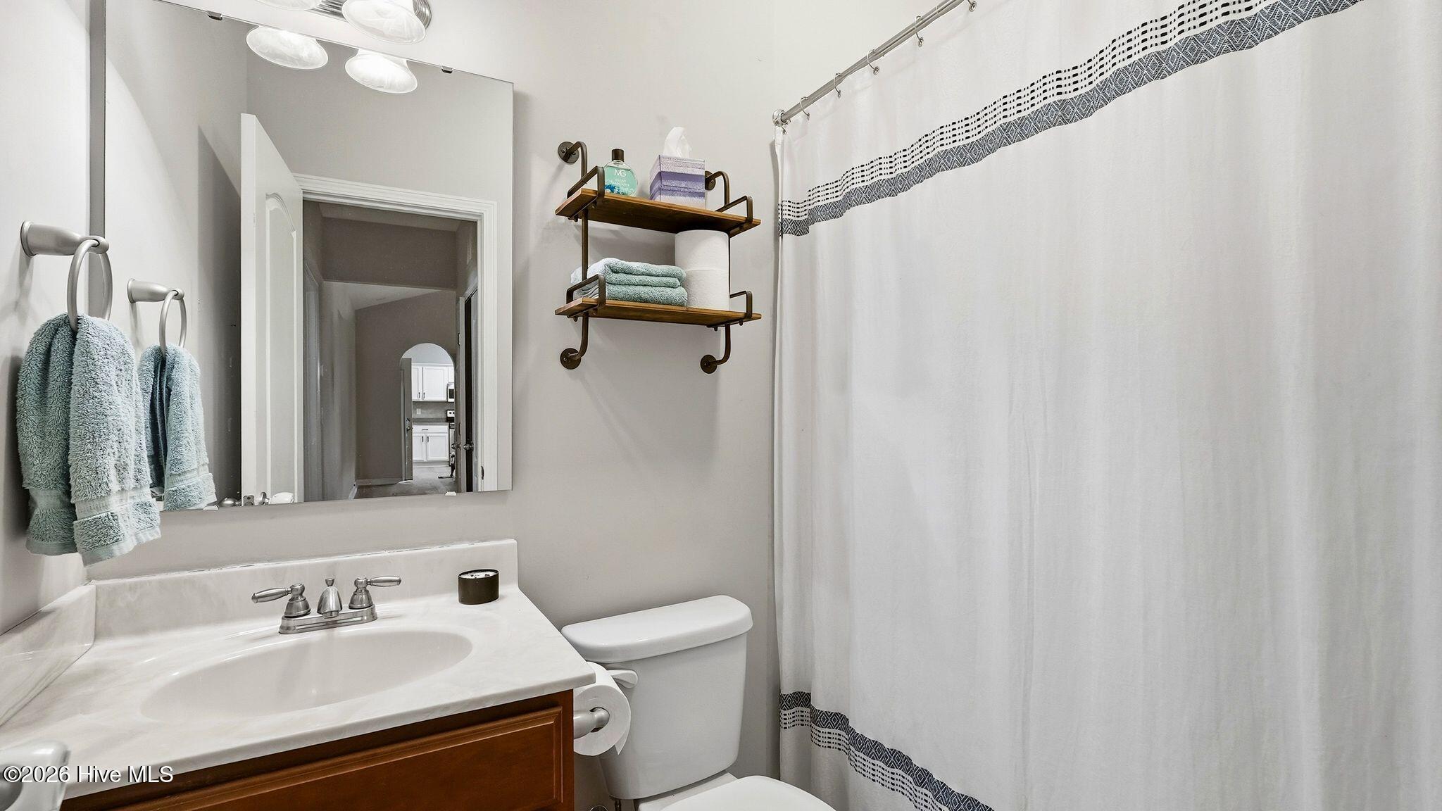 100 Star Court Aberdeen, NC 28315 - Photo 26 of 34 Guest Bathroom