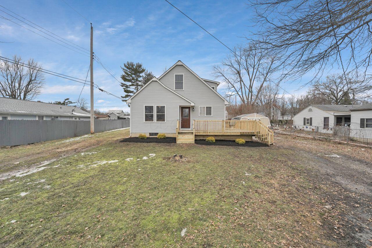 225 Spring Street Pataskala, OH 43062 - Photo 3 of 35 DSC03093