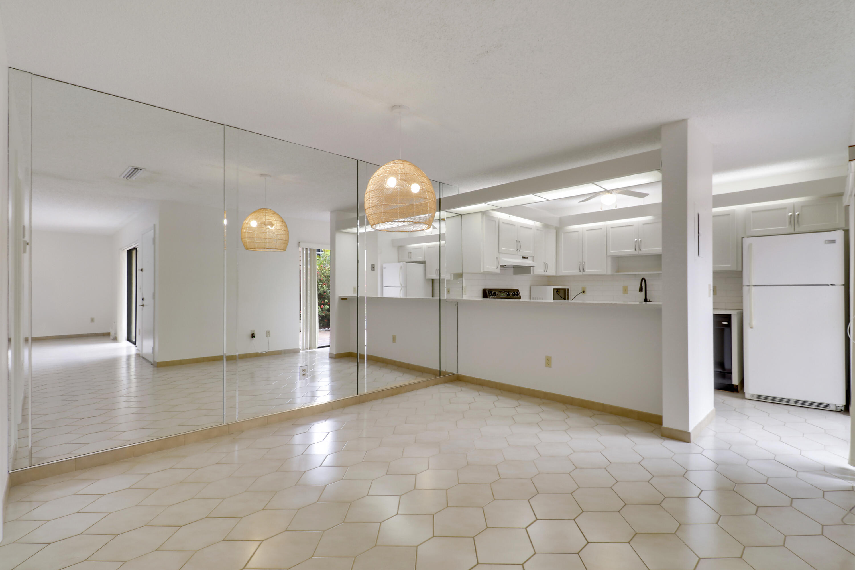 825 Center Street, Unit 49C Jupiter, FL 33458 - Photo 23 of 62 House2-5