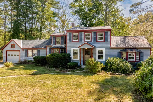 $425,000 | 828 Highway 10, Marlow, NH 03456