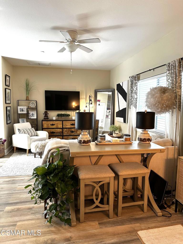 1226 Aster Street Simi Valley, CA 93063 - Photo 6 of 15