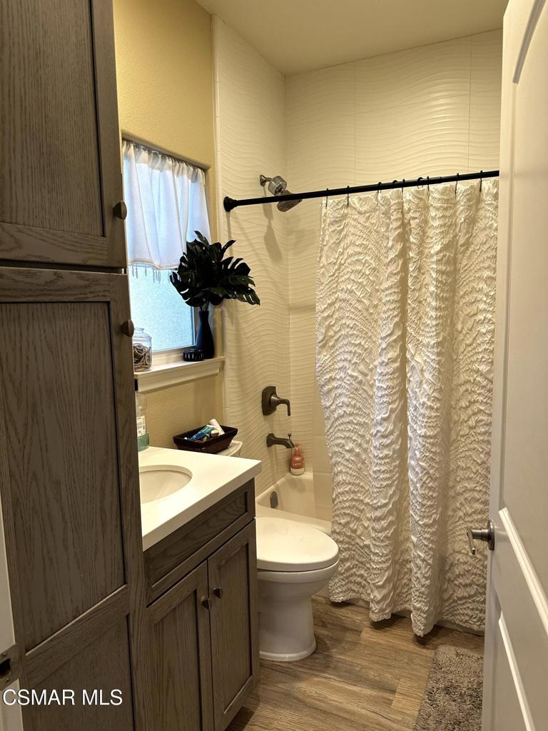 1226 Aster Street Simi Valley, CA 93063 - Photo 9 of 15