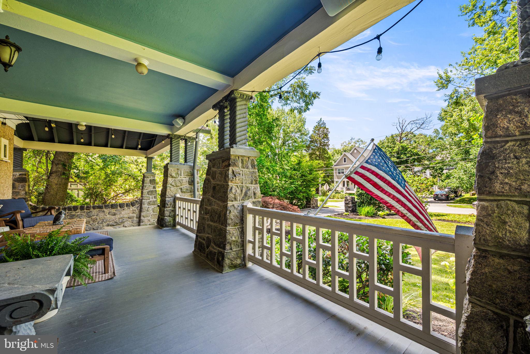 118 Walnut Avenue Wayne, PA 19087 - Photo 2 of 41