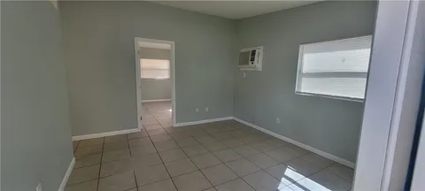 $385,000 | 1806 22nd Avenue, Vero Beach, FL 32960