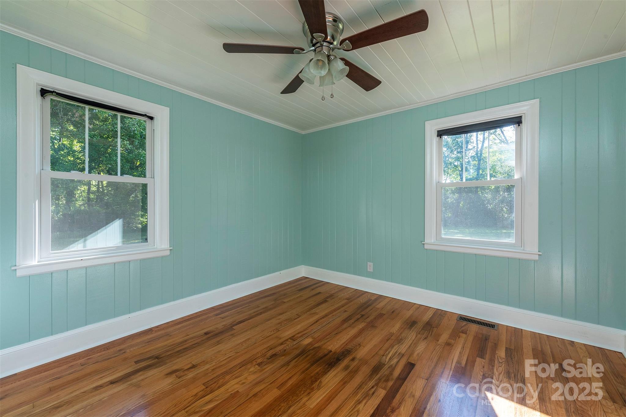 2305 Rutherford Road Marion, NC 28752 - Photo 15 of 38