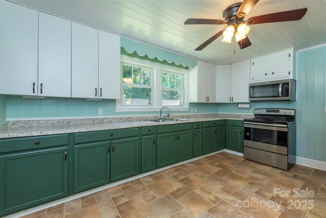 $250,000 | 2305 Rutherford Road, Marion, NC 28752