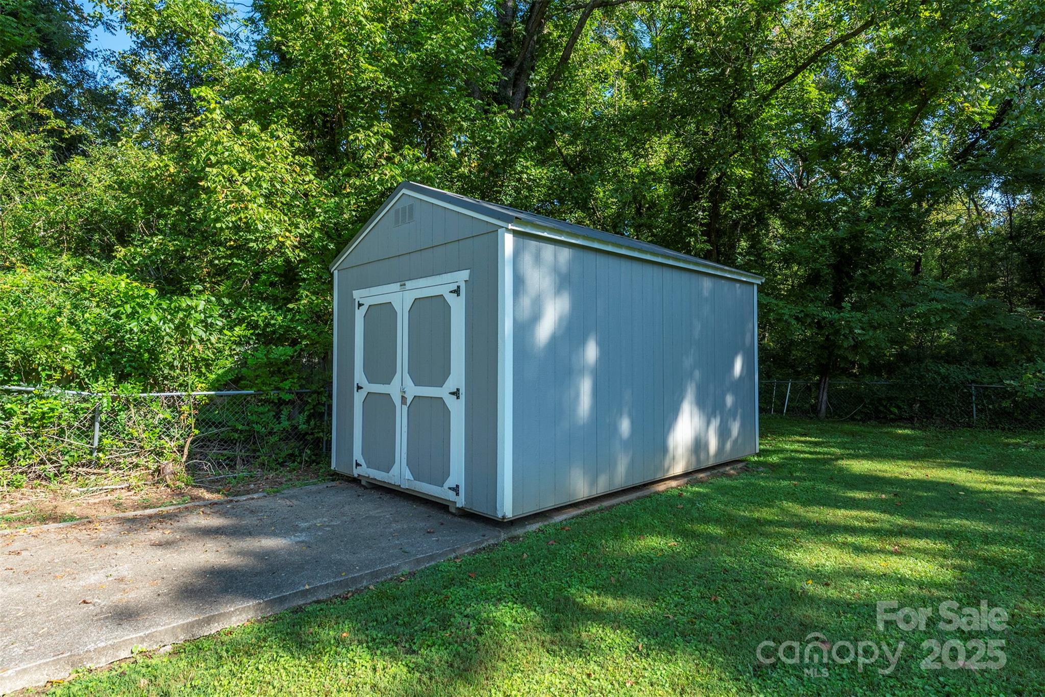 2305 Rutherford Road Marion, NC 28752 - Photo 32 of 38