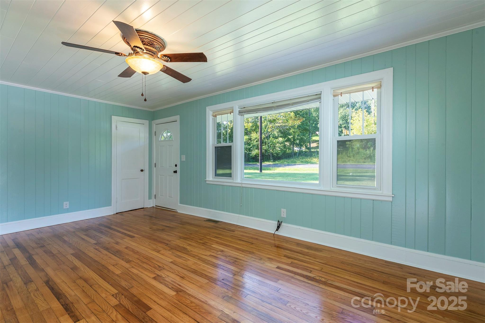 2305 Rutherford Road Marion, NC 28752 - Photo 9 of 38