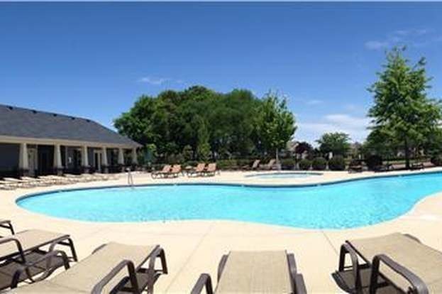 1011 Licinius Lane Murfreesboro, TN 37128 - Photo 30 of 31 a view of a swimming pool and lounge chairs