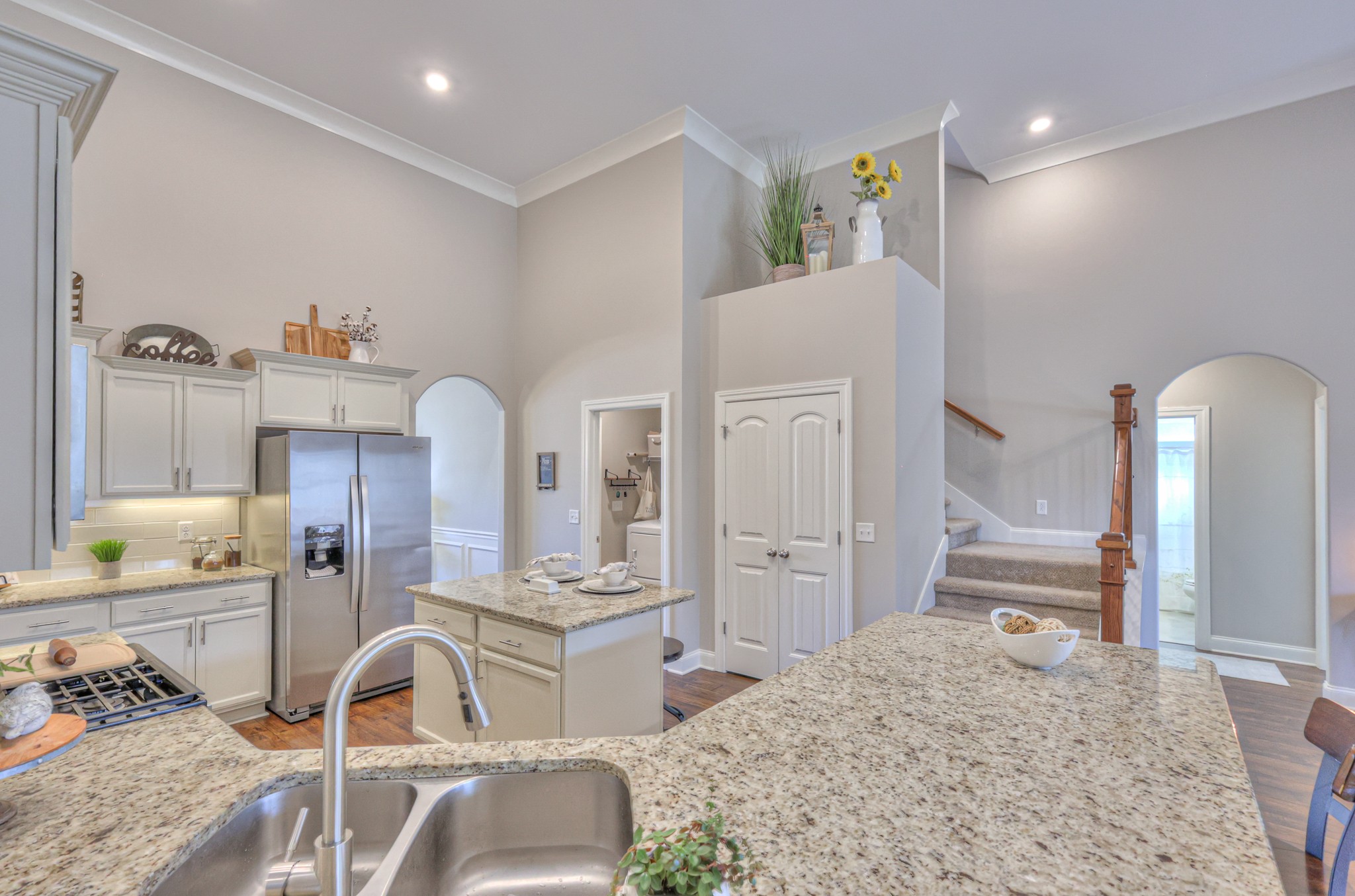 1011 Licinius Lane Murfreesboro, TN 37128 - Photo 9 of 31 a living room with furniture and a flat screen tv