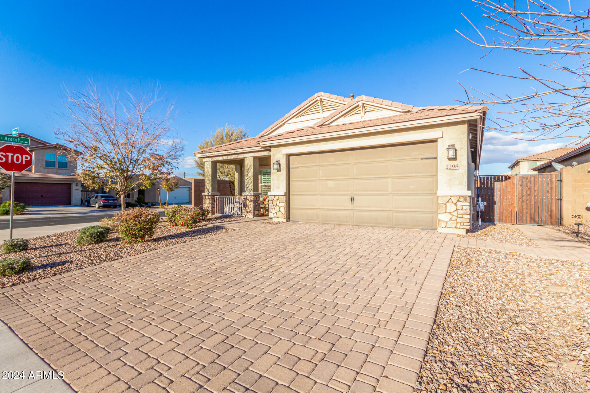 2298 East Mewes Road Gilbert, AZ 85298 - Photo 3 of 42 03 - Mewes