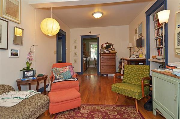 51 Montebello Road Boston, MA 02130 - Photo 4 of 20