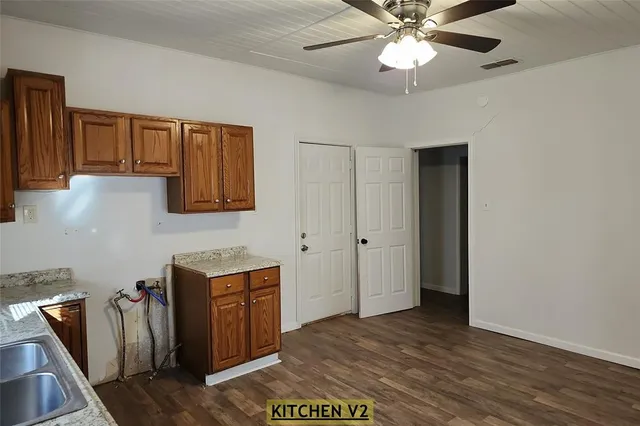 $114,900 | 3218 South 5th Street, Abilene, TX 79605