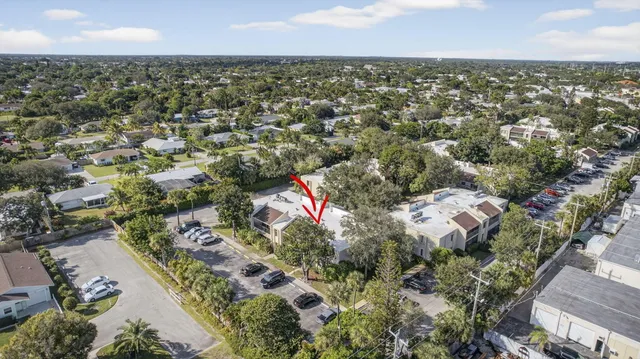 a black and white photo of a painting