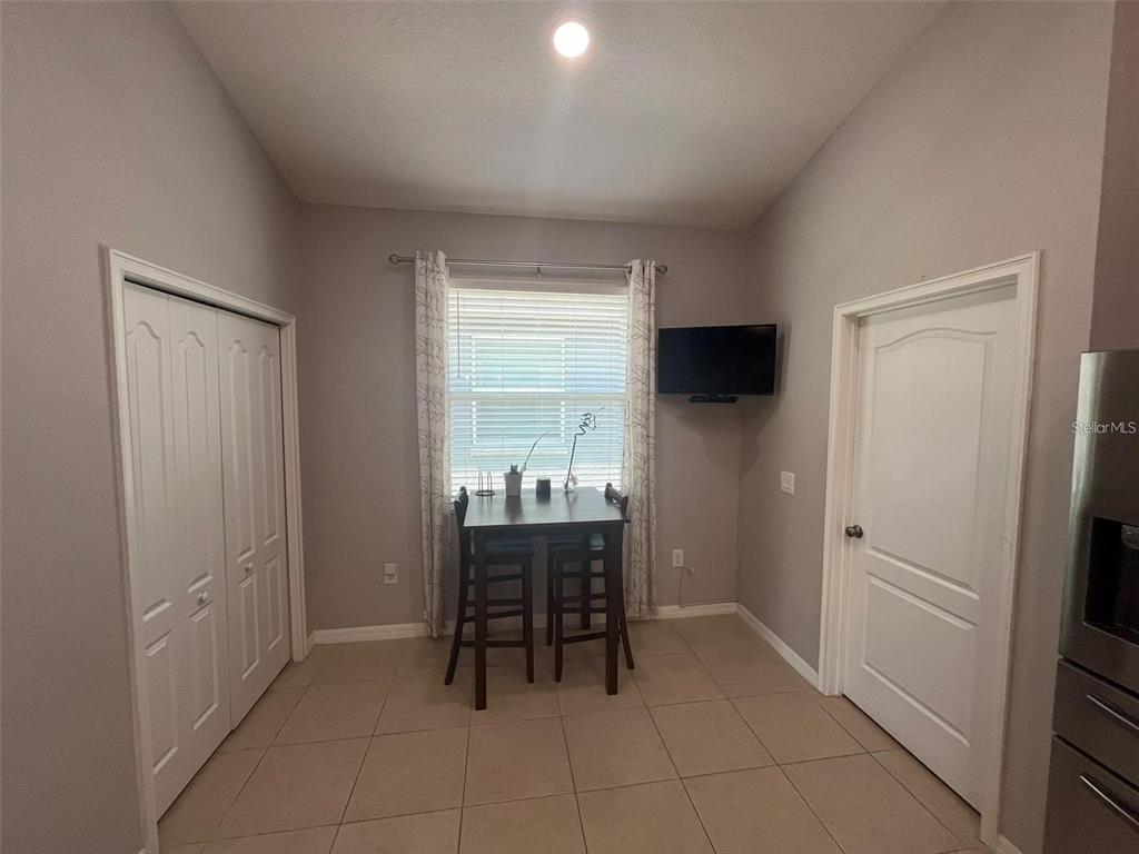 12007 Rambling Stream Drive Riverview, FL 33569 - Photo 11 of 31 Gallery Image 11