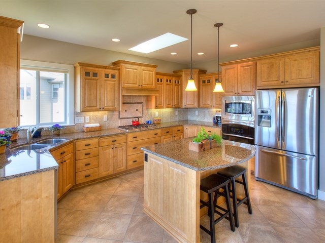 17704 East Apollo Road Spokane Valley, WA 99016 - Photo 6 of 20 Gallery Image 6