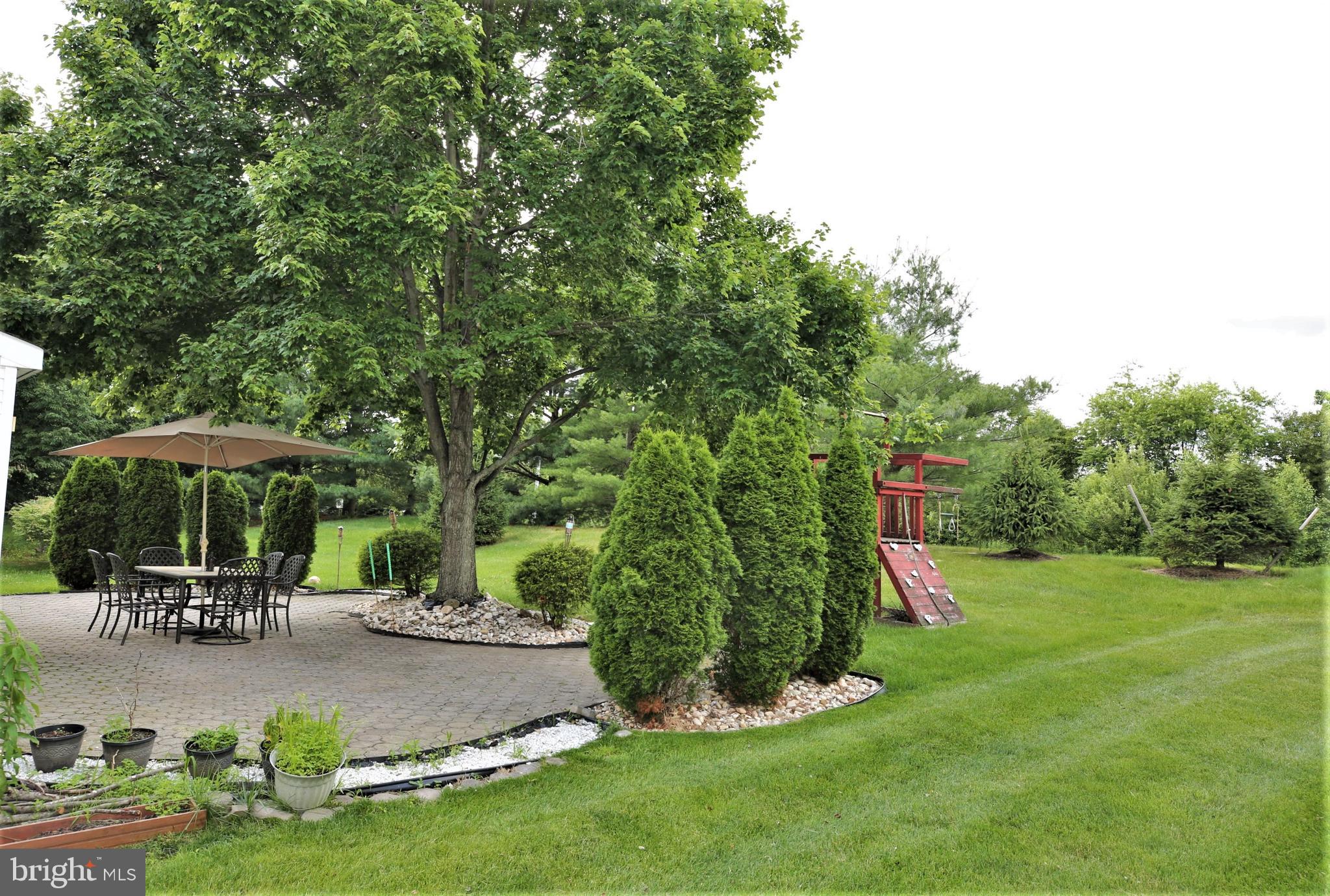 37 Brownstone Road Hightstown, NJ 08520 - Photo 11 of 50 Gallery Image 11