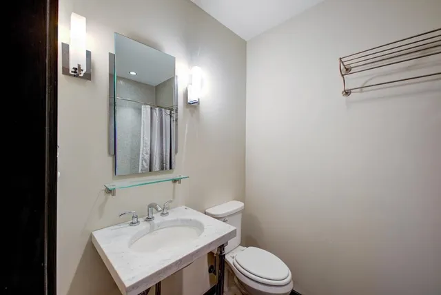 $1,150,000 | 215 West College Avenue, Unit PH1101, Tallahassee, FL 32301