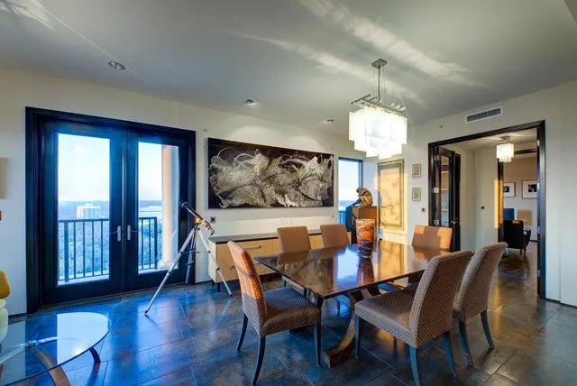 $1,150,000 | 215 West College Avenue, Unit PH1101, Tallahassee, FL 32301