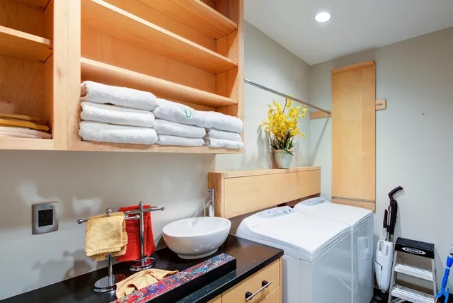 $1,150,000 | 215 West College Avenue, Unit PH1101, Tallahassee, FL 32301