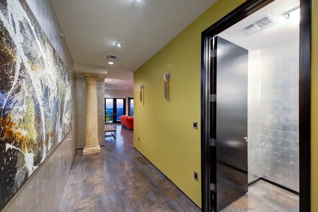 $1,150,000 | 215 West College Avenue, Unit PH1101, Tallahassee, FL 32301