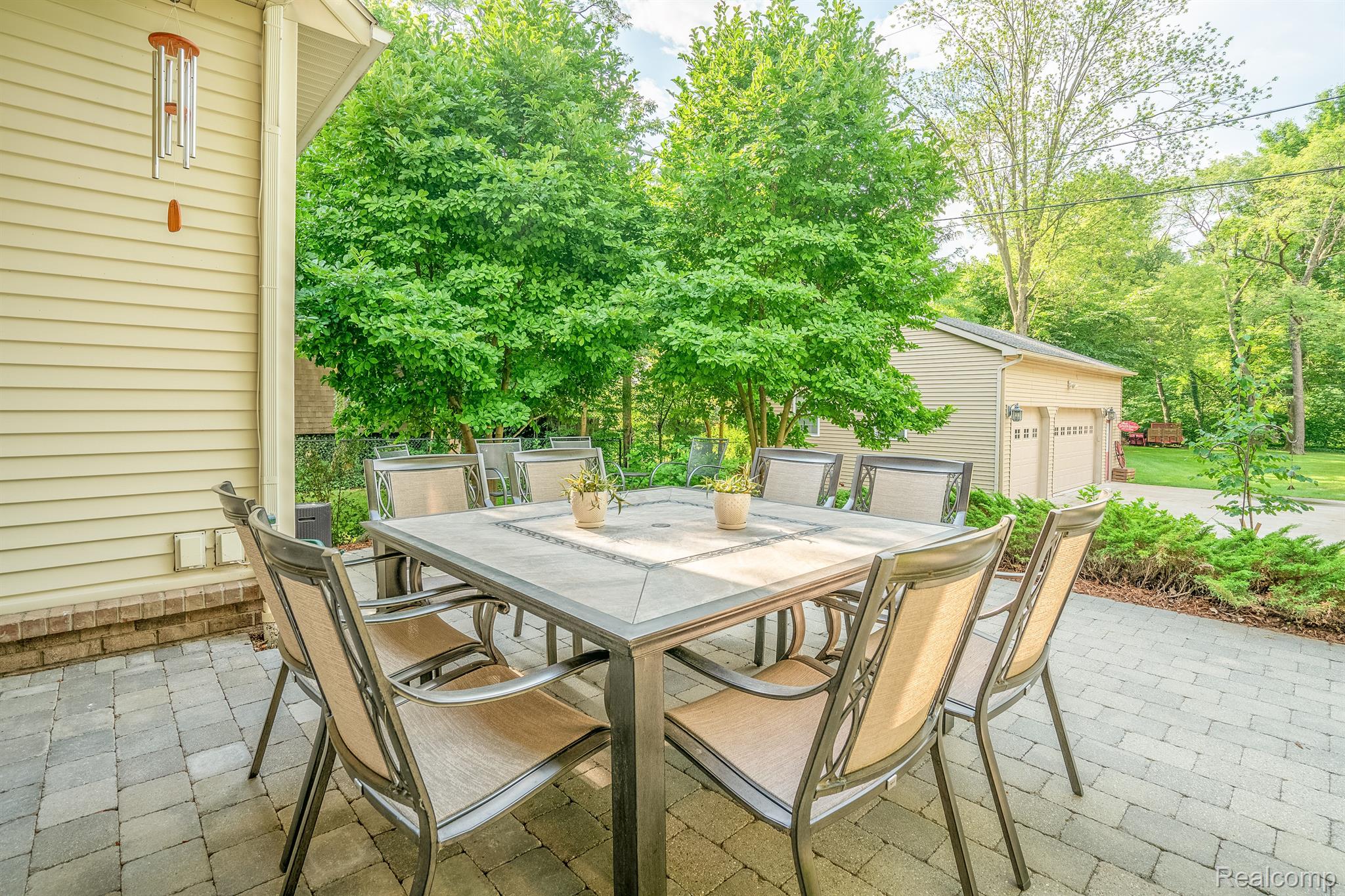 47185 Denton Road Belleville, MI 48111 - Photo 44 of 55 Patio