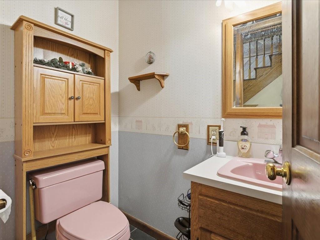 1826 Toms Run Road Holbrook, PA 15341 - Photo 20 of 50 1st Floor Powder Room