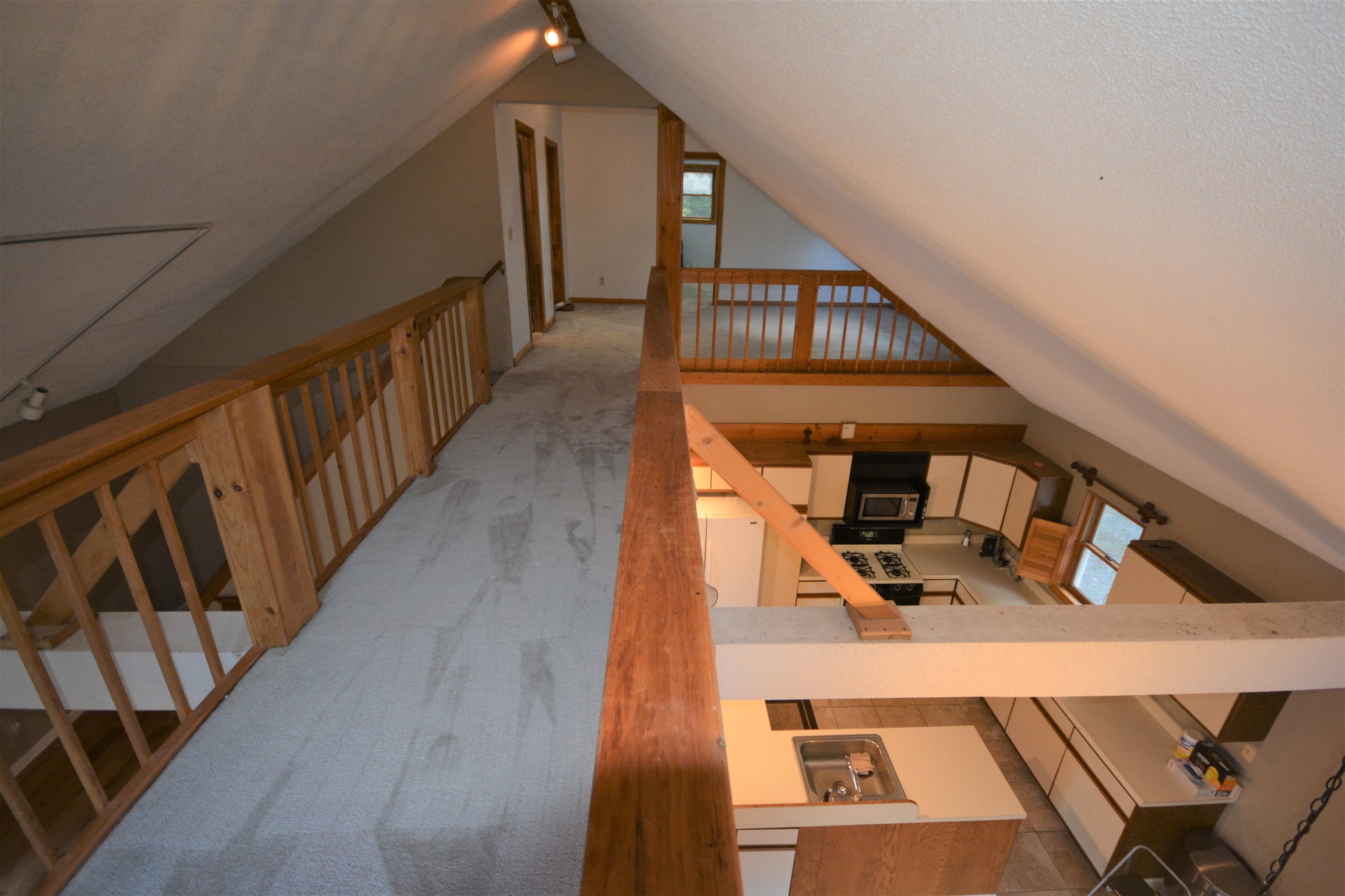 114 Oak Road Perkinsville, VT 05151 - Photo 13 of 27
