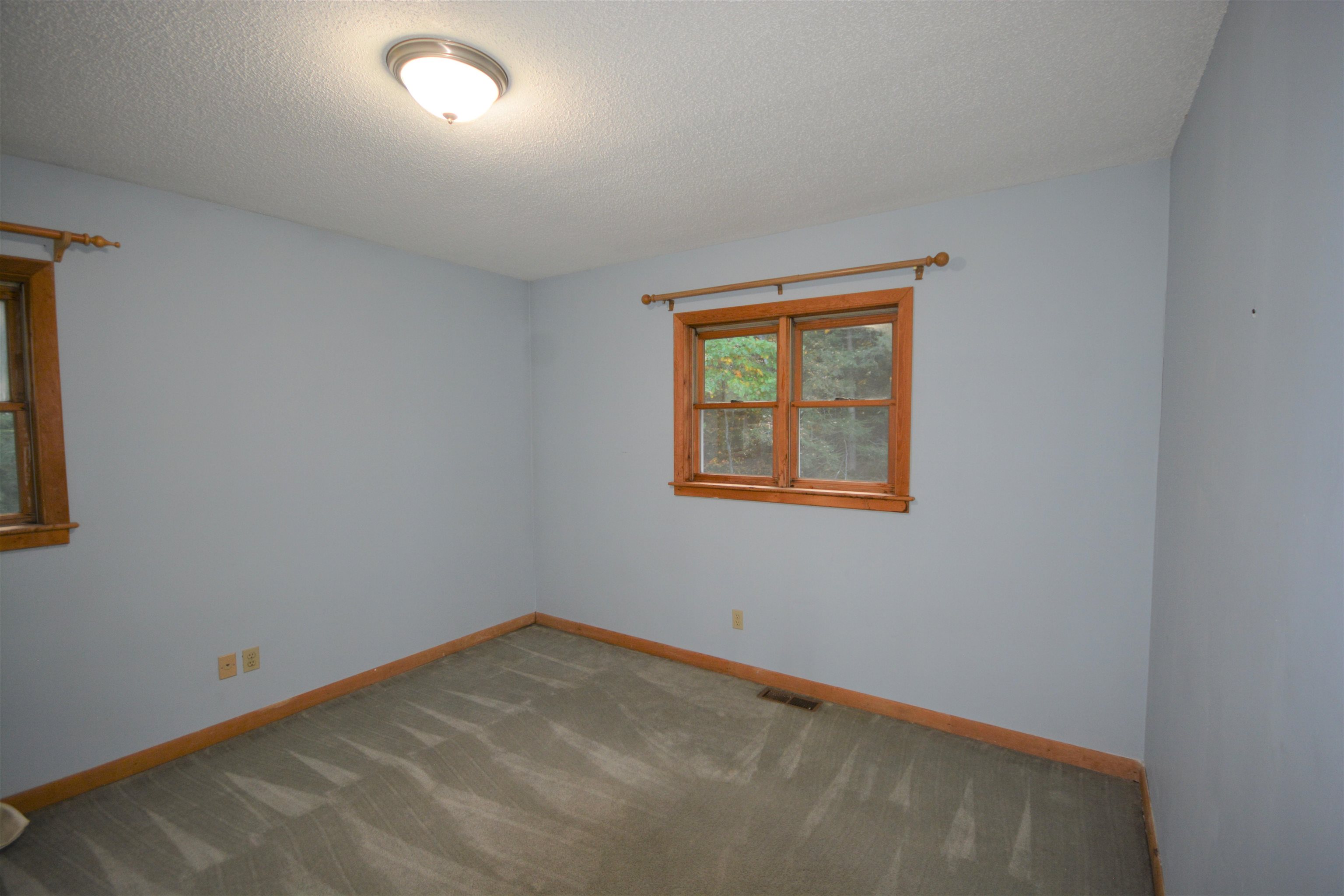 114 Oak Road Perkinsville, VT 05151 - Photo 10 of 27