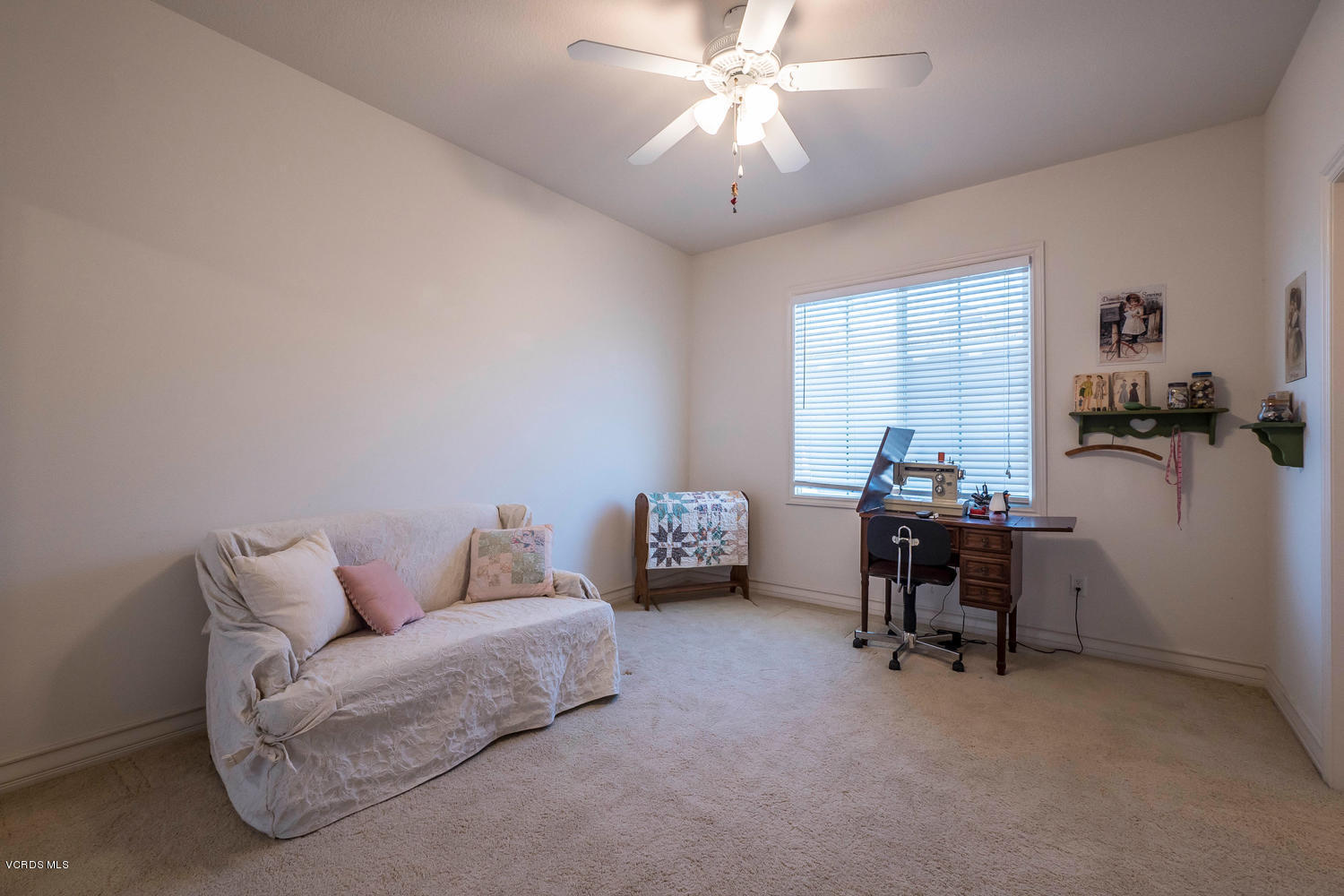 176 Laurel Ridge Drive Simi Valley, CA 93065 - Photo 31 of 40 176 Laurel Ridge Dr Simi-large-031-8-130