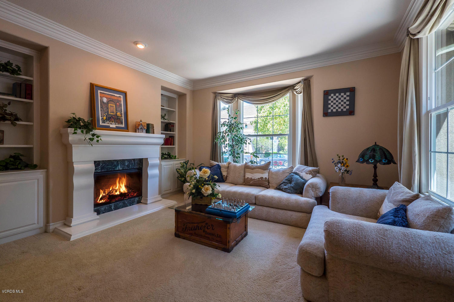 176 Laurel Ridge Dr Simi-large-007-19-13