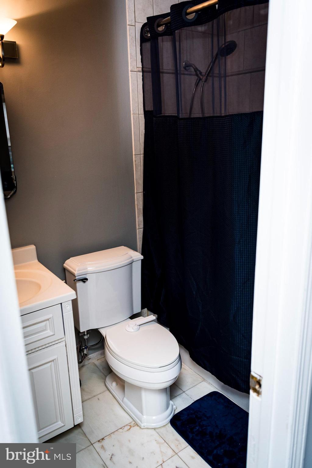 8902 16th Street, Unit 8902 Silver Spring, MD 20910 - Photo 23 of 32