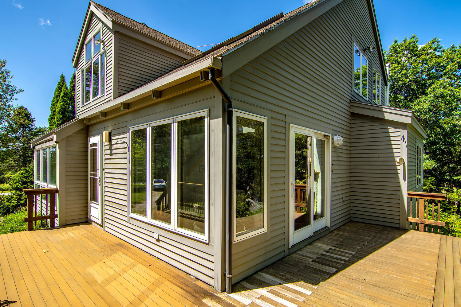 141-153 Bagaduce Road Sedgwick, ME 04676 - Photo 13 of 46 Main House