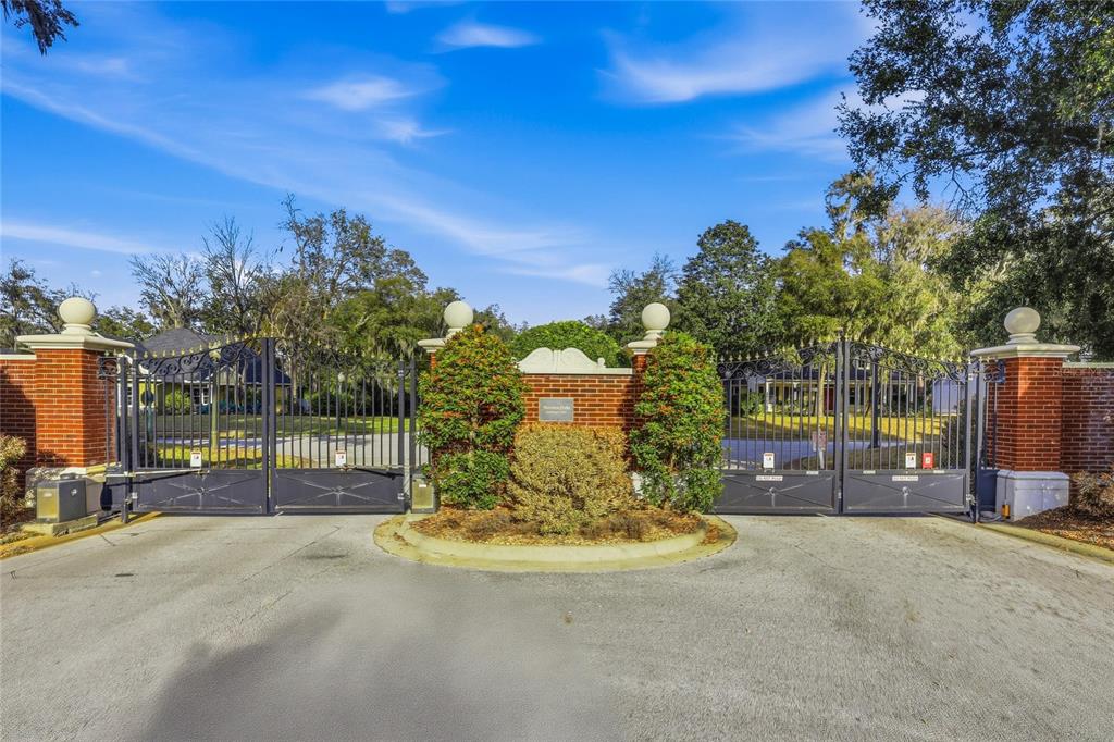 7 St Charles Place Flagler Beach, FL 32136 - Photo 4 of 10