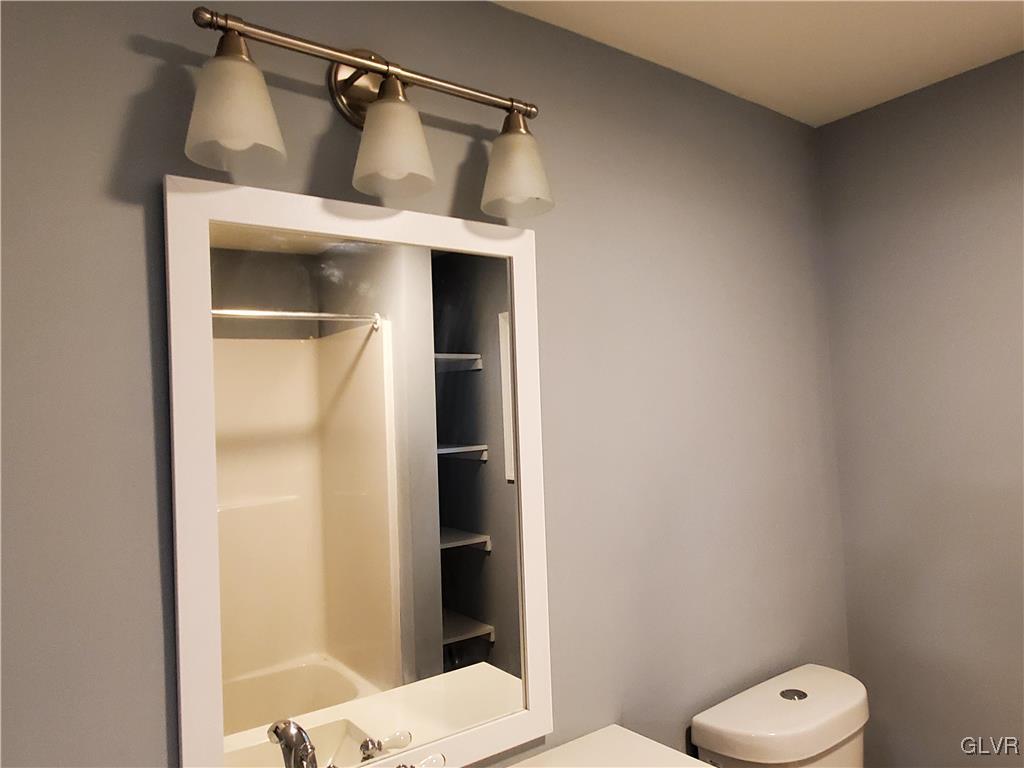 480 Frantz Road Brodheadsville, PA 18322 - Photo 5 of 29 Gallery Image 5