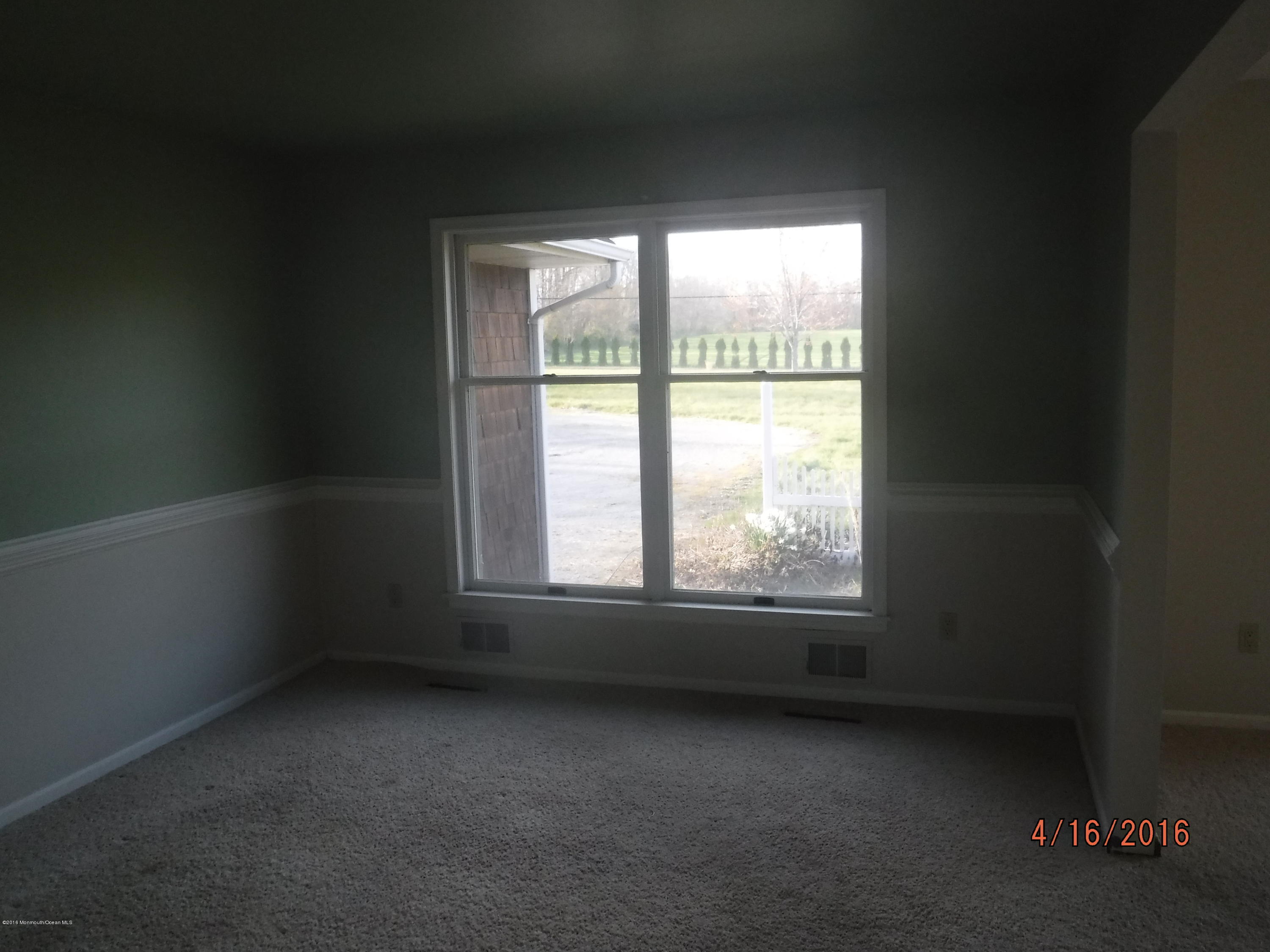 19 Jonathan Holmes Road Cream Ridge, NJ 08514 - Photo 3 of 18 Dining Room