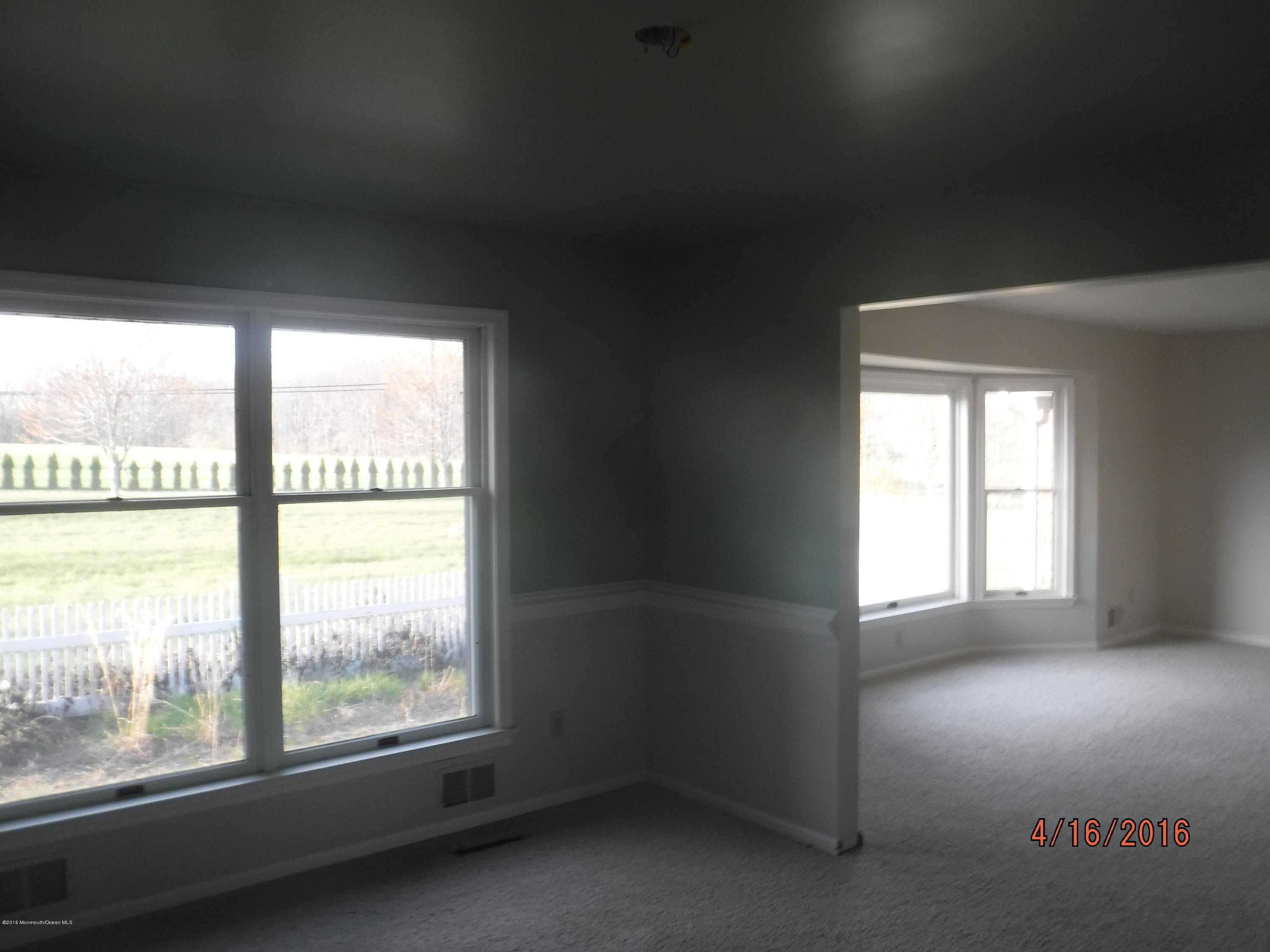 19 Jonathan Holmes Road Cream Ridge, NJ 08514 - Photo 4 of 18 Dining Room View 2